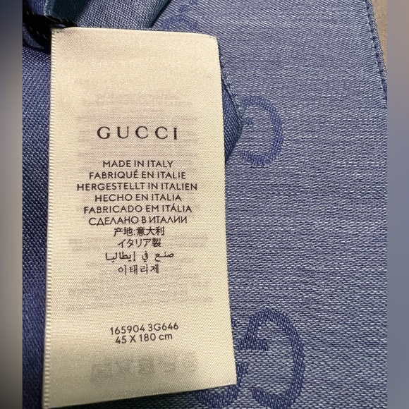 **SOLD** Authentic GUCCI light Blue & Periwinkle Wool And Silk Logo Scarf NWT - Picture 4 of 9